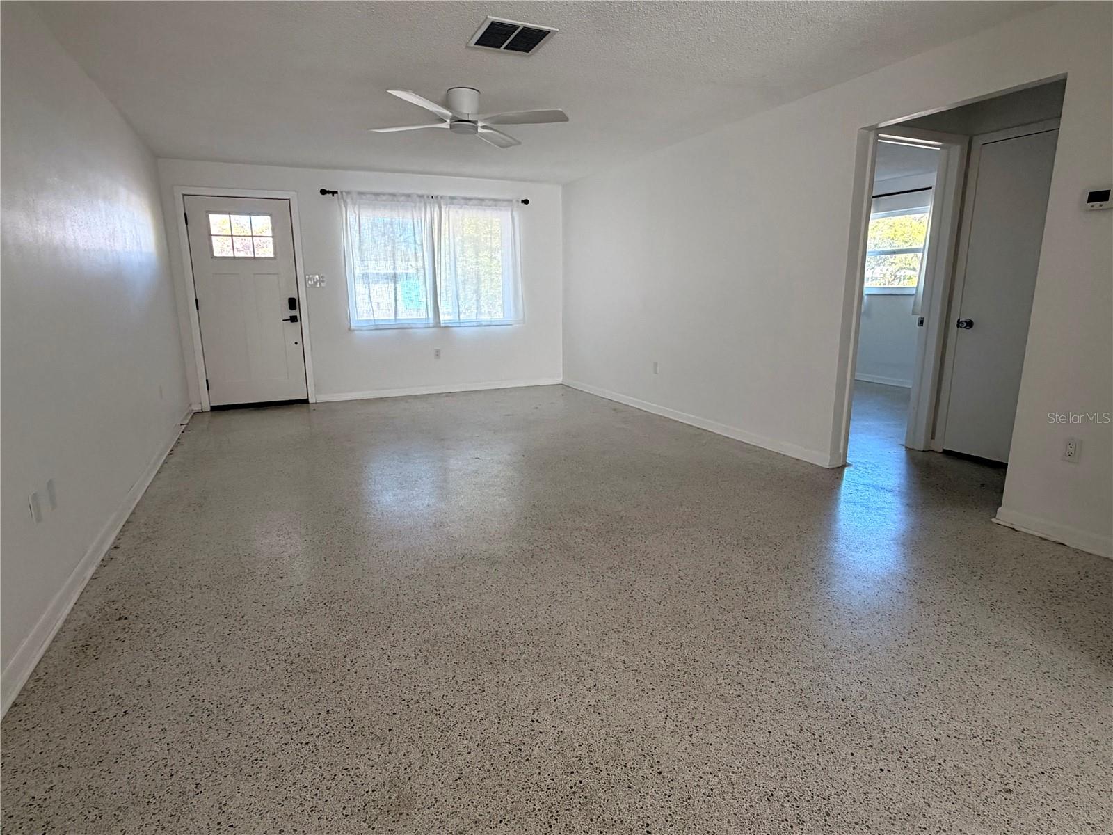 PLEASANT VIEW TERRACE 4TH ADD - Residential Lease