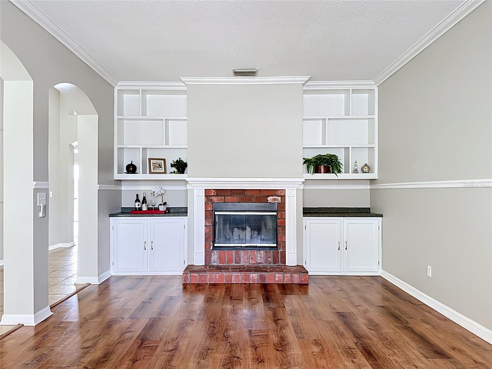11607 GROVE ARCADE DRIVE