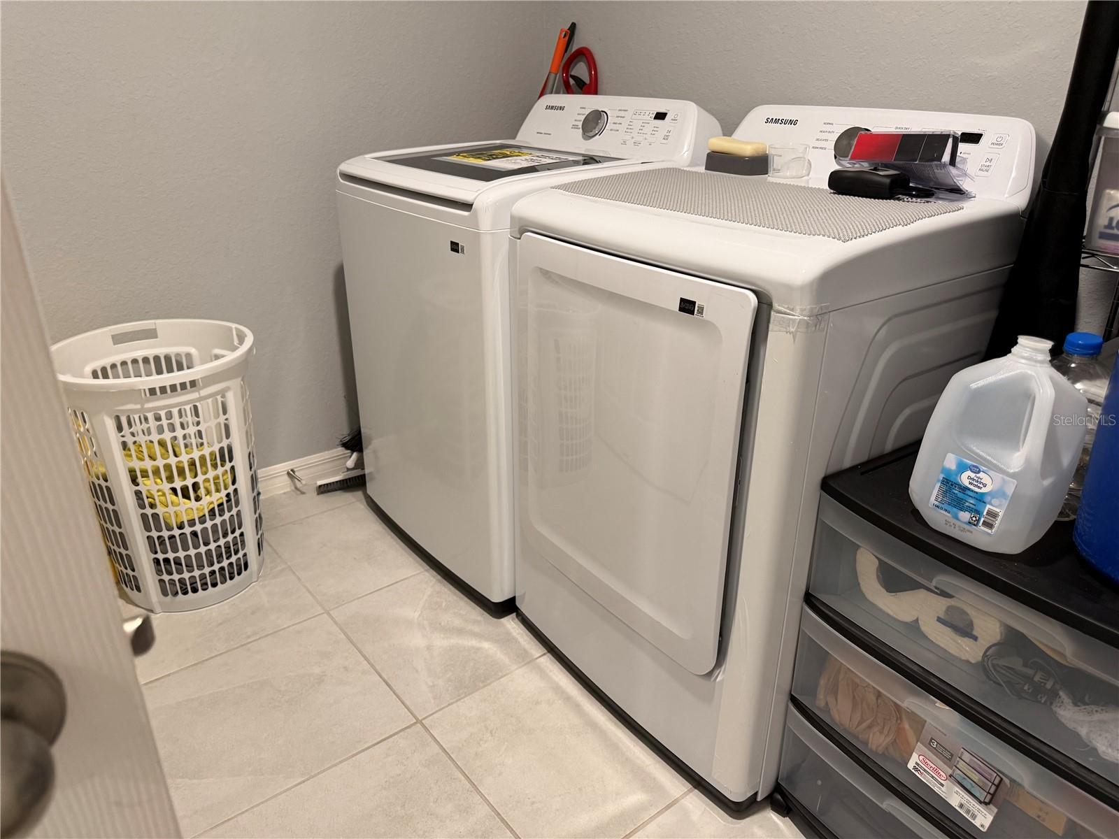 1573 - PORT CHARLOTTE SUB 26 - Residential Lease