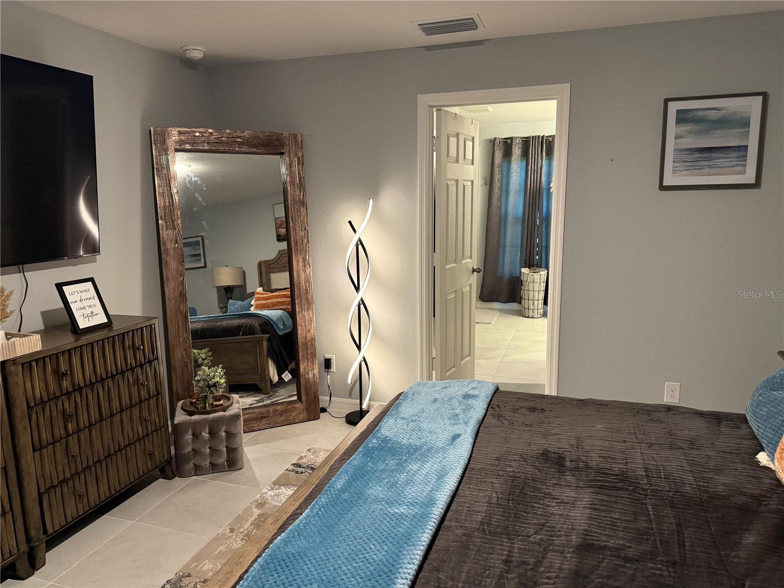 1573 - PORT CHARLOTTE SUB 26 - Residential Lease