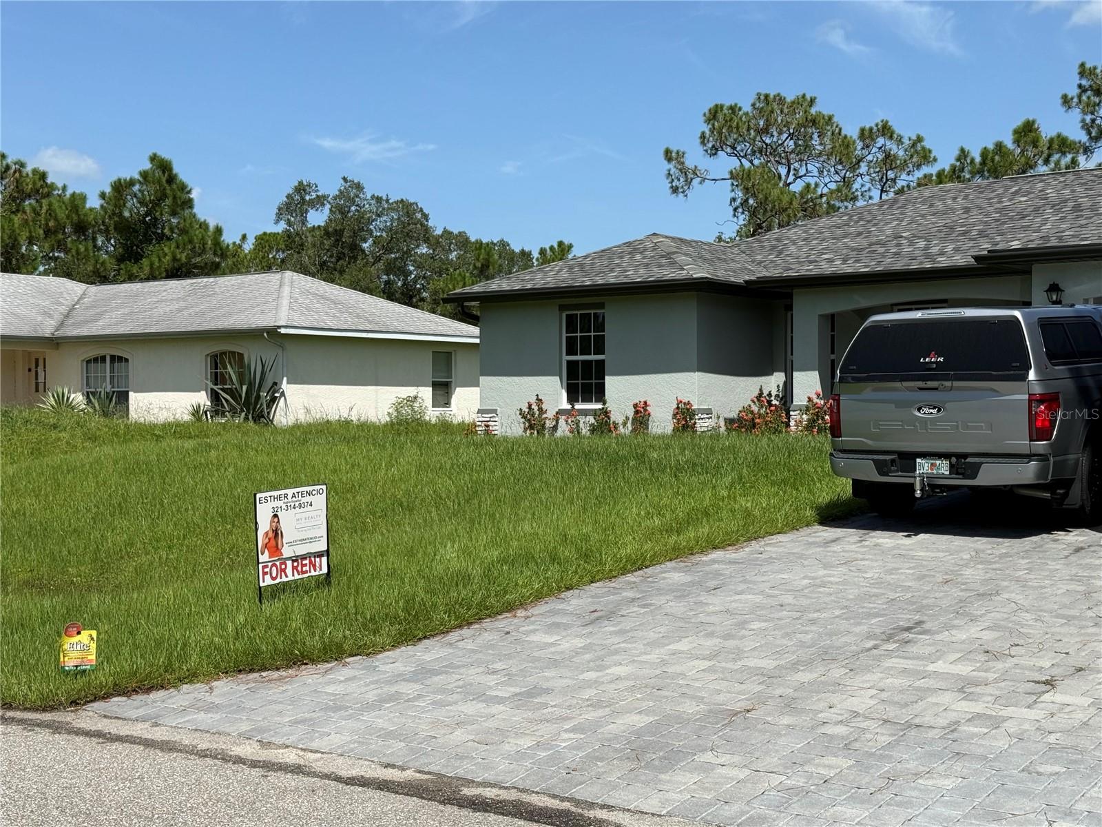 1573 - PORT CHARLOTTE SUB 26 - Residential Lease