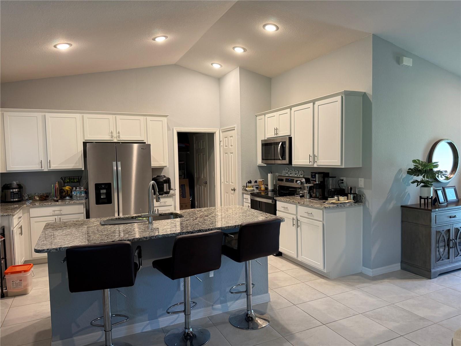 1573 - PORT CHARLOTTE SUB 26 - Residential Lease