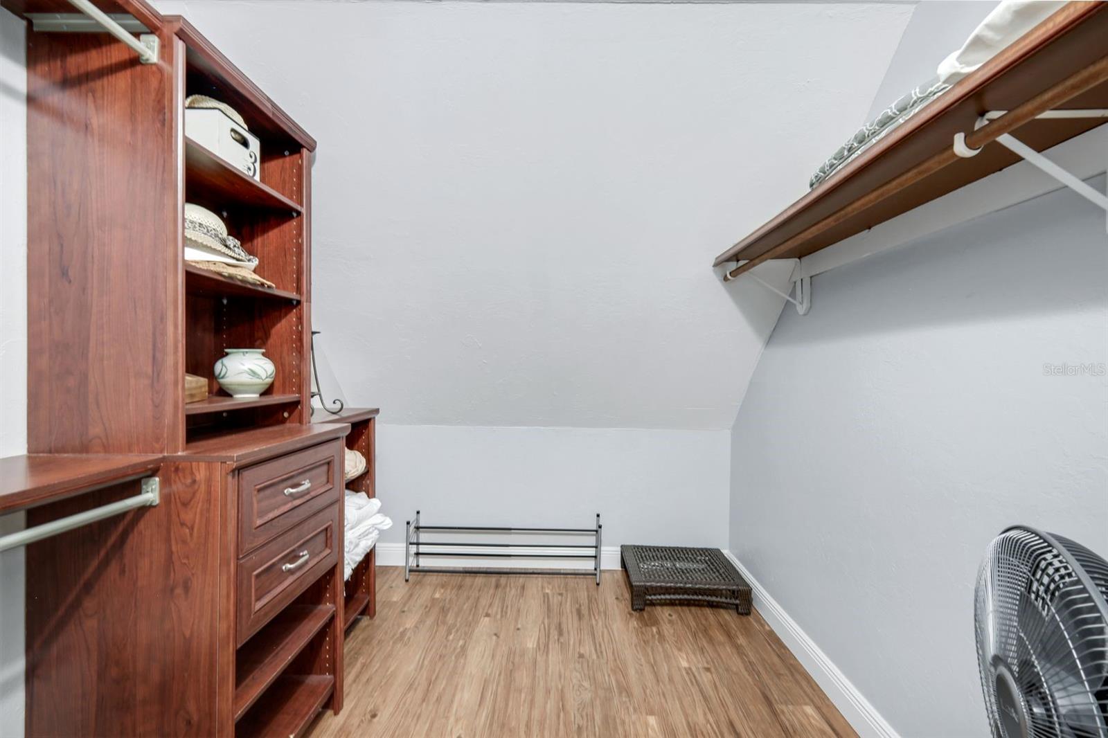 SPORTSMANS COVE - Residential