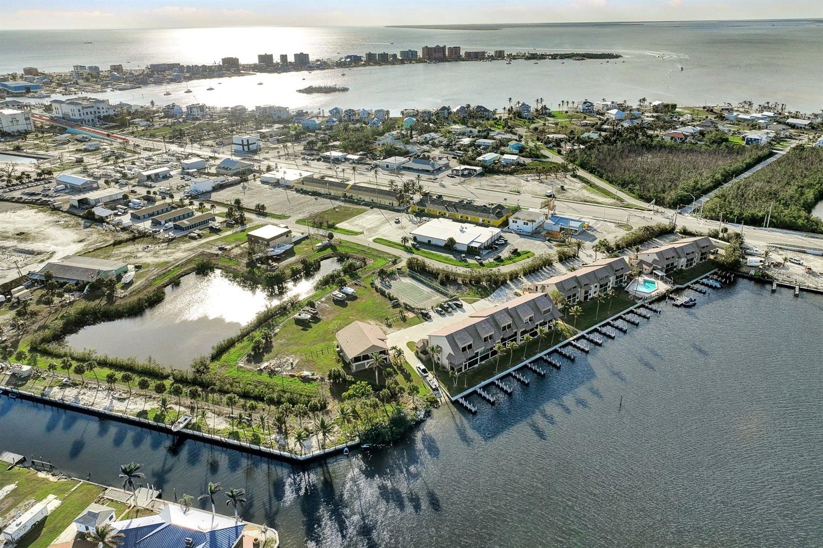 SPORTSMANS COVE - Residential