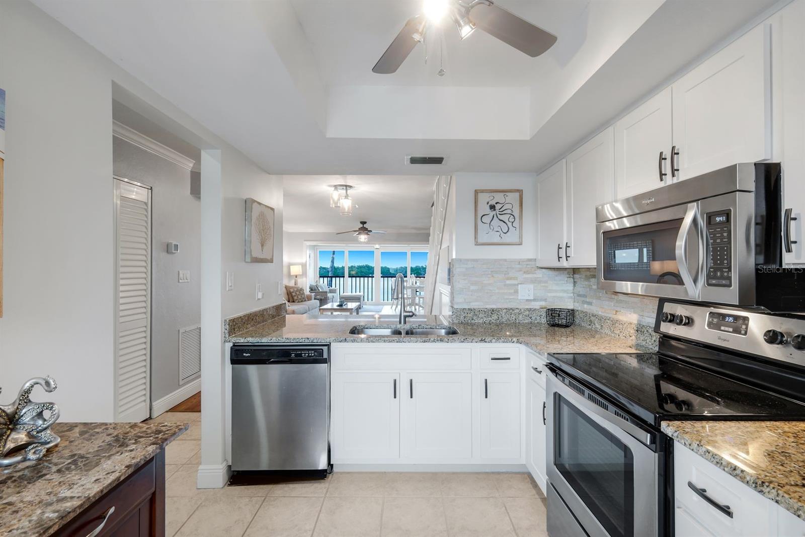 SPORTSMANS COVE - Residential