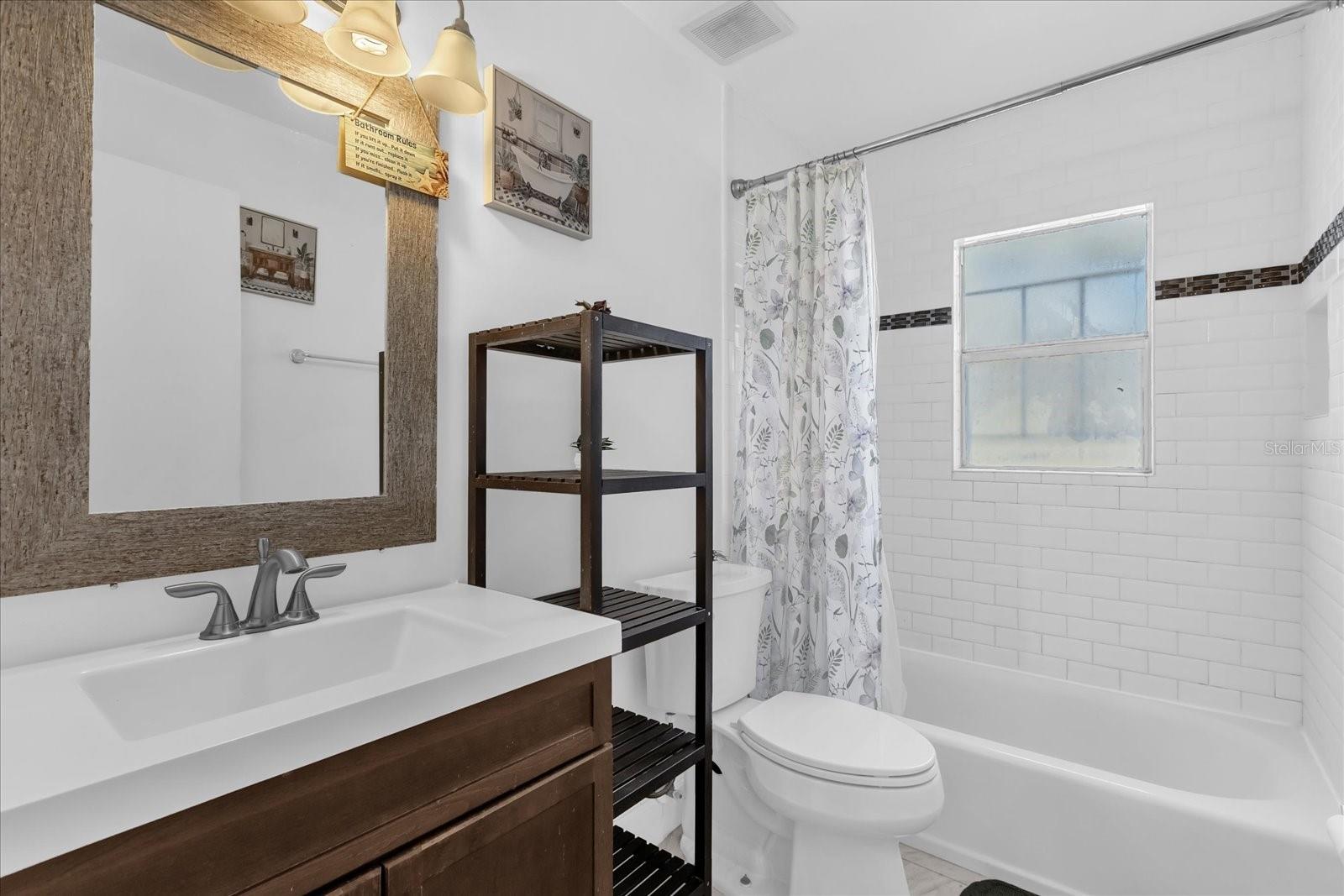 KINGSWOOD MANOR - Residential