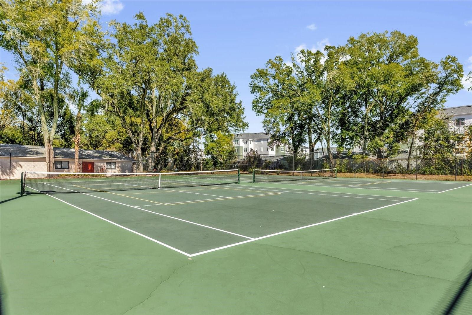 KINGSWOOD MANOR - Residential