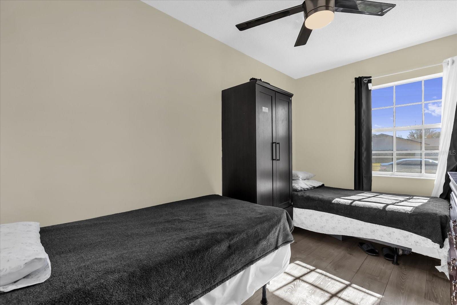 KINGSWOOD MANOR - Residential