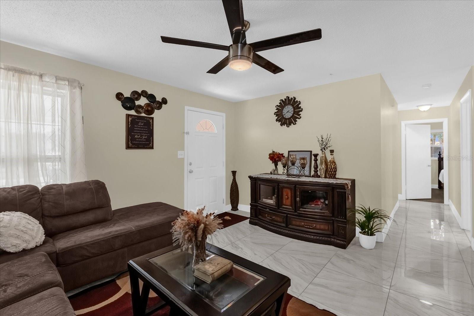 KINGSWOOD MANOR - Residential