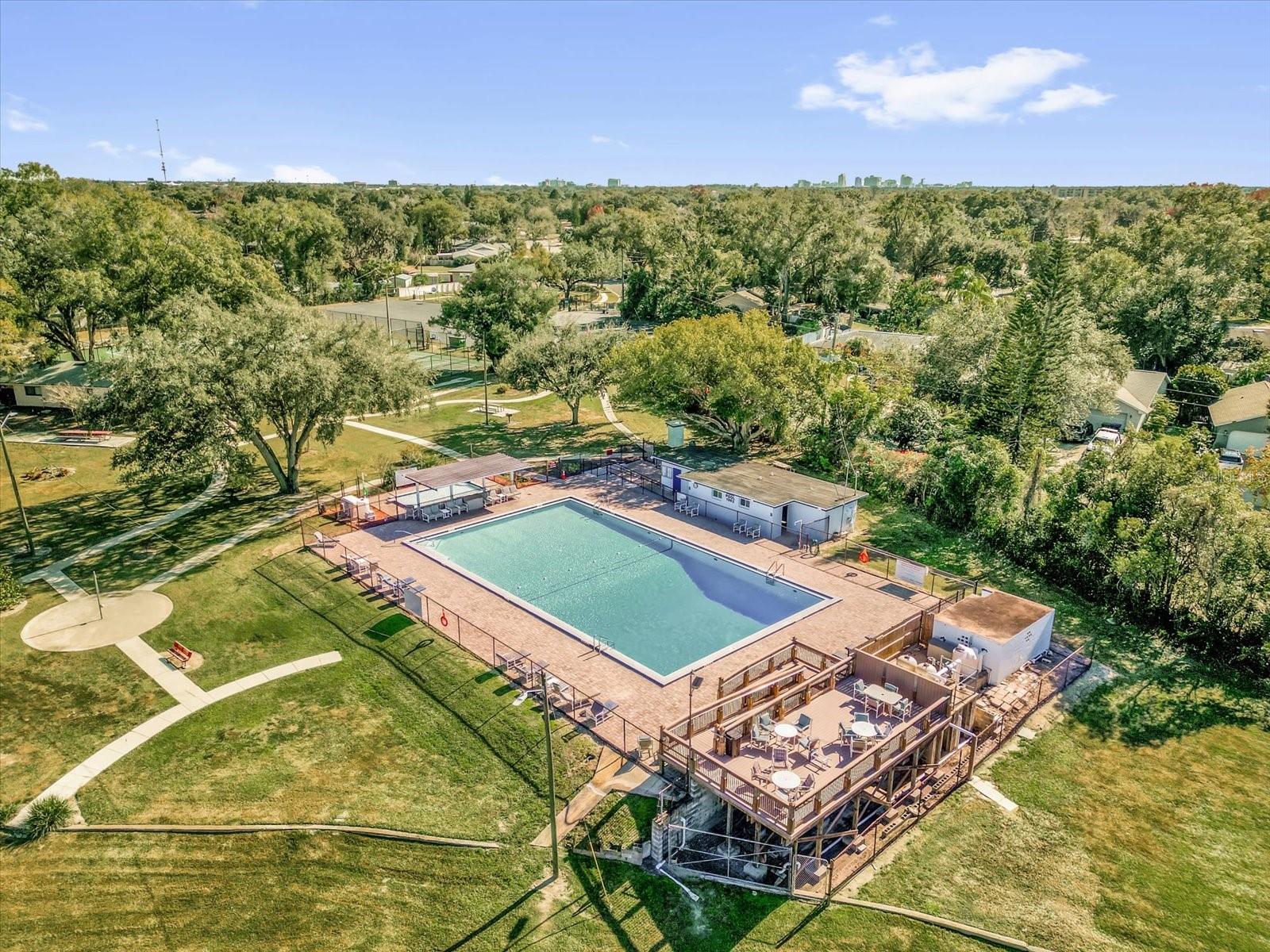 KINGSWOOD MANOR - Residential