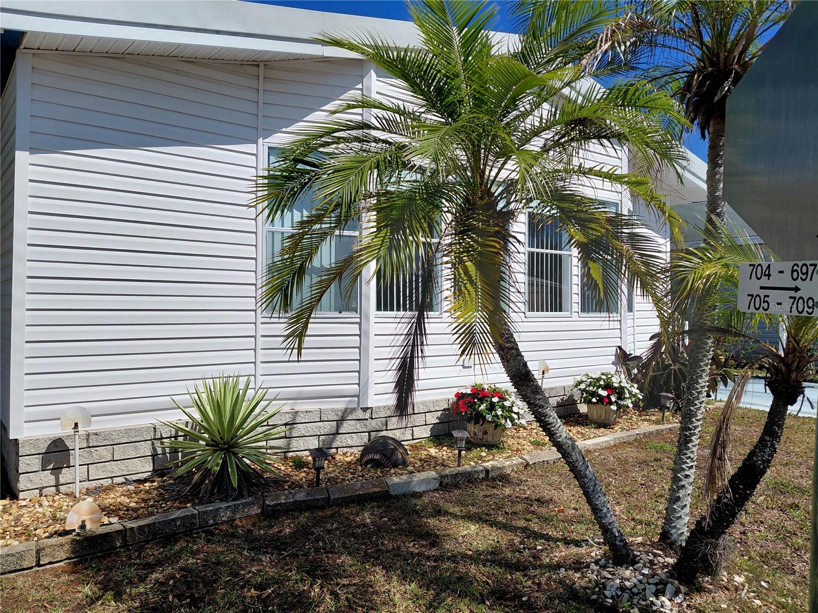 1001 STARKEY ROAD 704