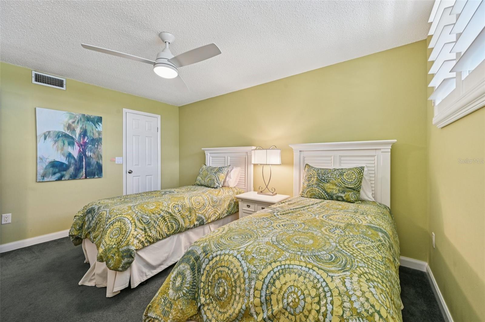 TORTUGA - Residential Lease