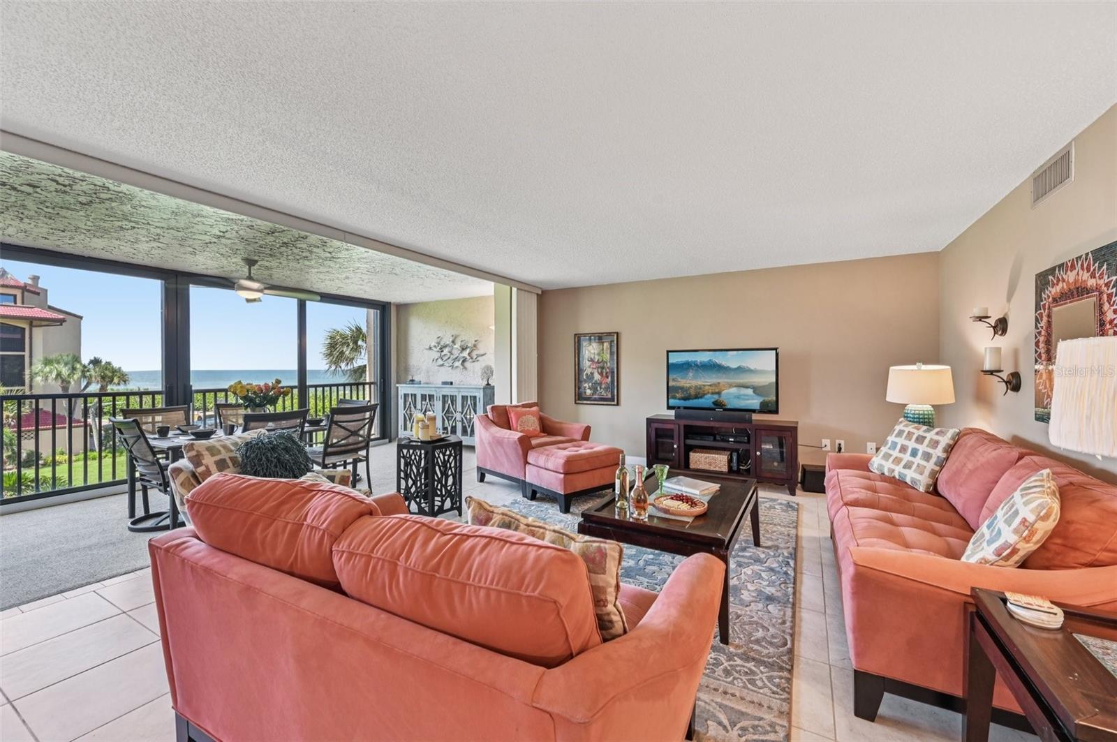 TORTUGA - Residential Lease