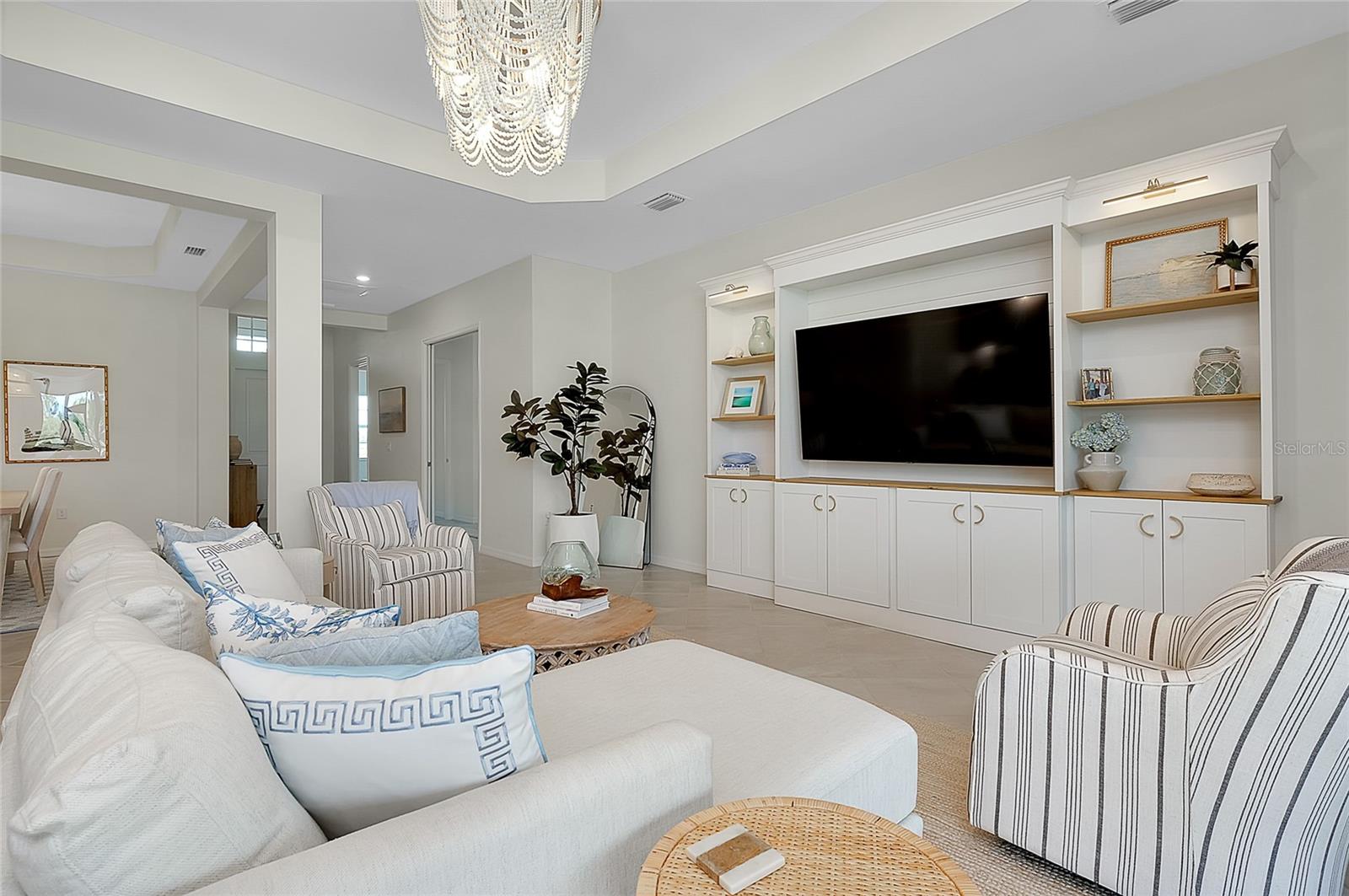 WELLEN PARK GOLF & COUNTRY CLUB - Residential
