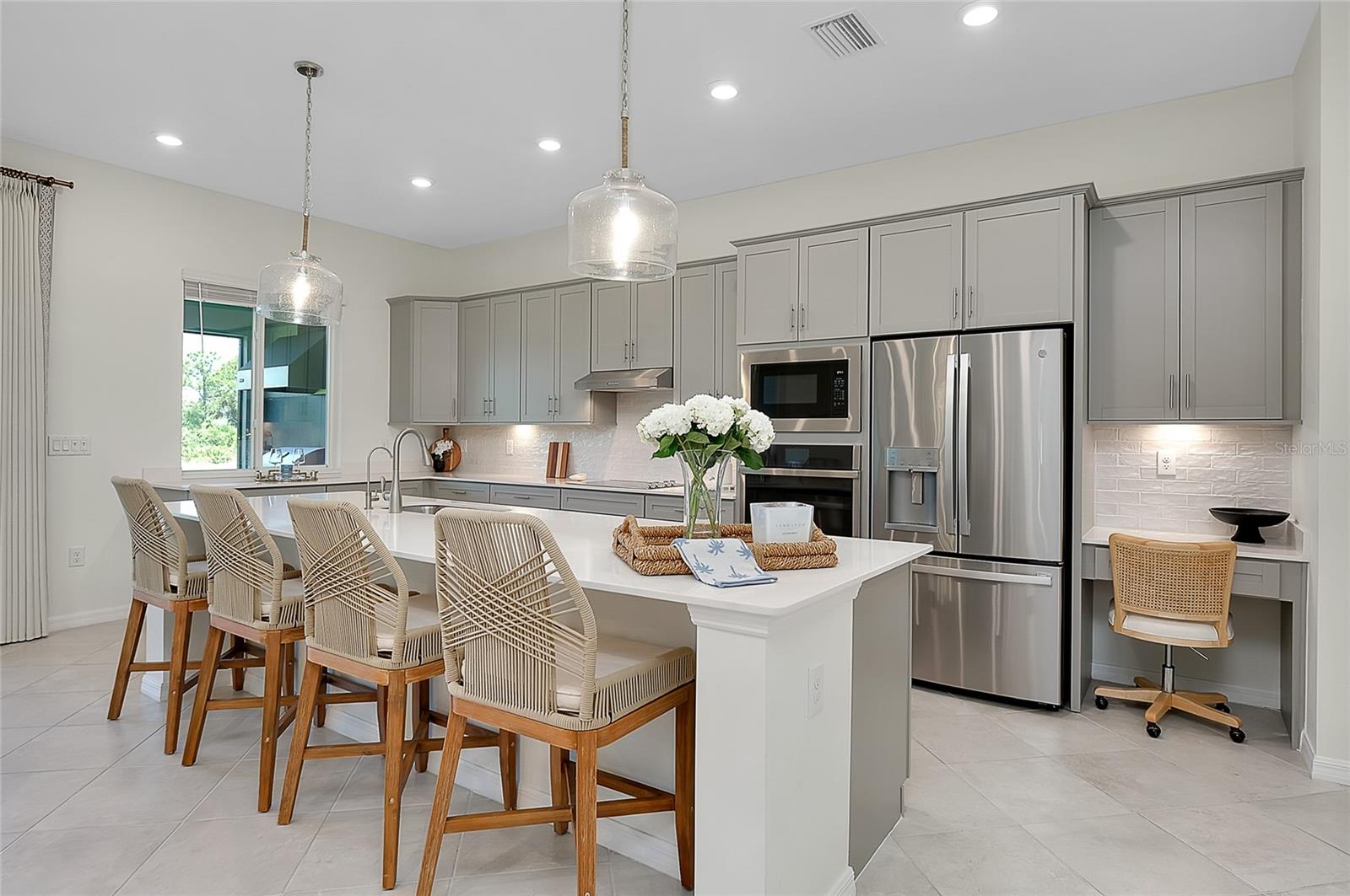WELLEN PARK GOLF & COUNTRY CLUB - Residential