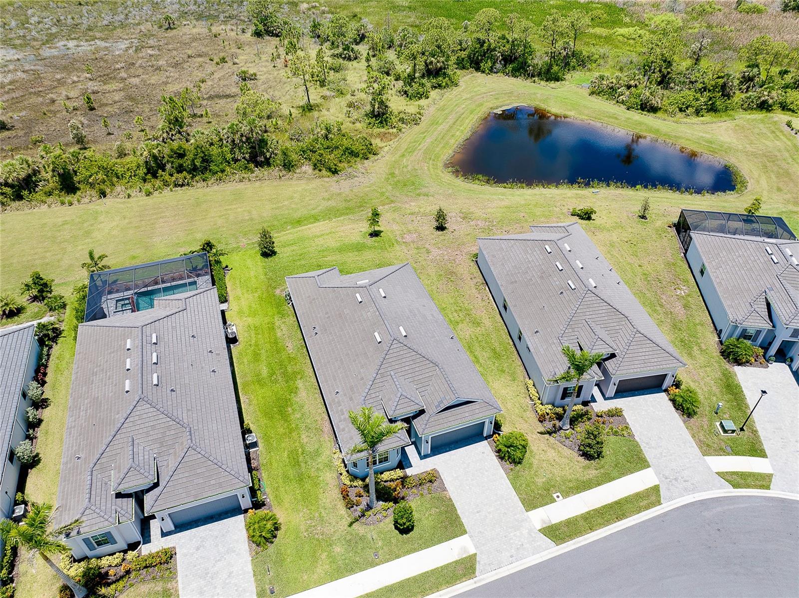 WELLEN PARK GOLF & COUNTRY CLUB - Residential