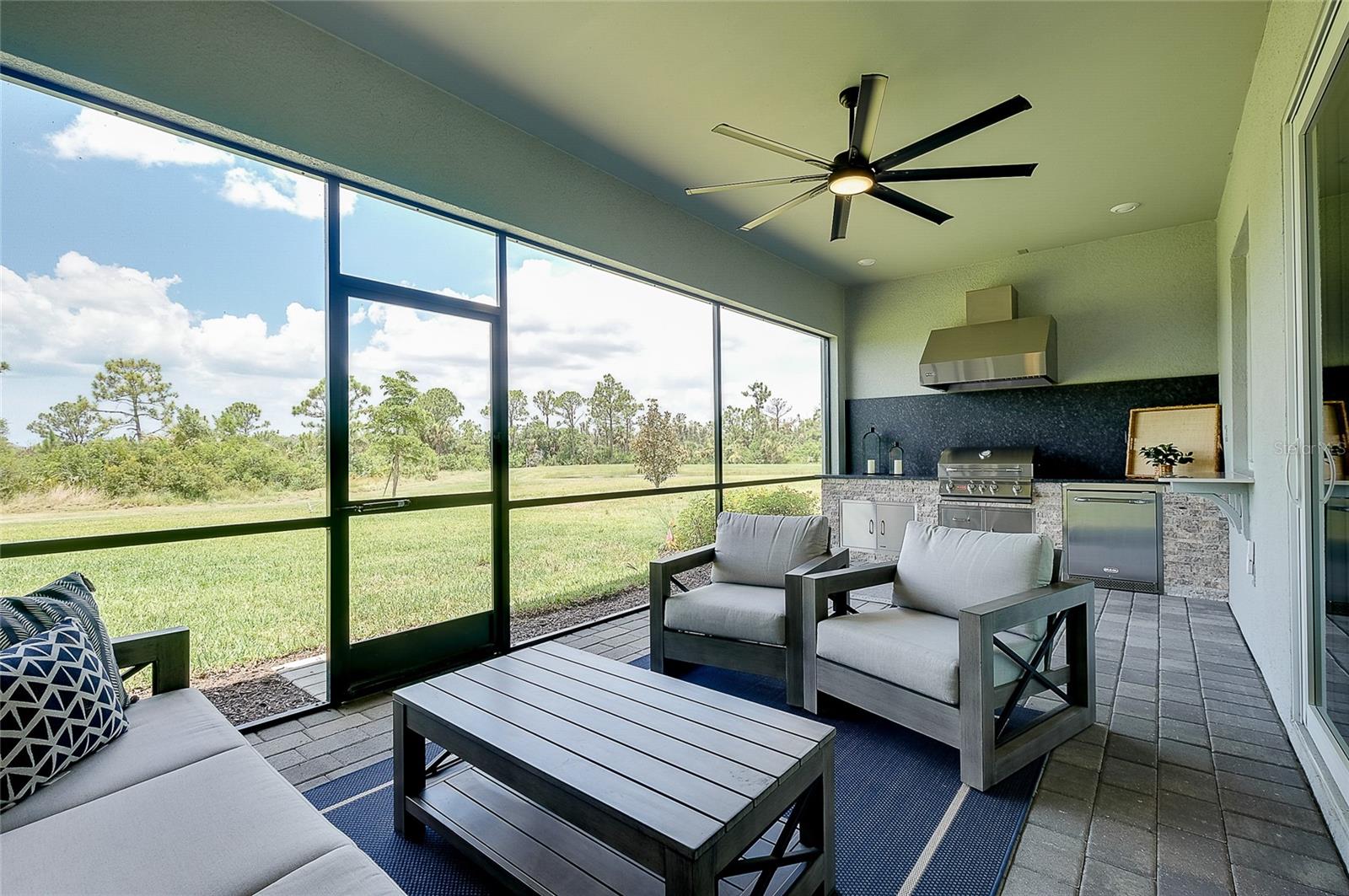 WELLEN PARK GOLF & COUNTRY CLUB - Residential