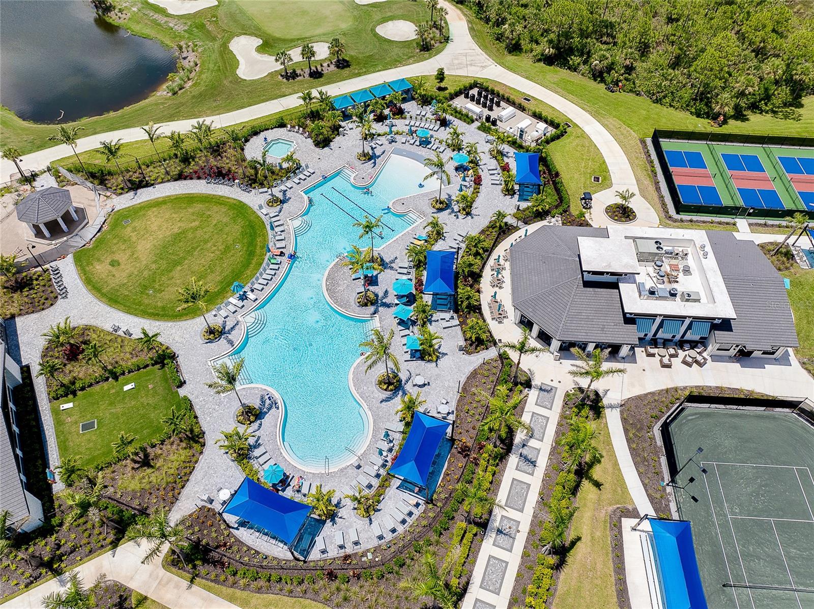 WELLEN PARK GOLF & COUNTRY CLUB - Residential