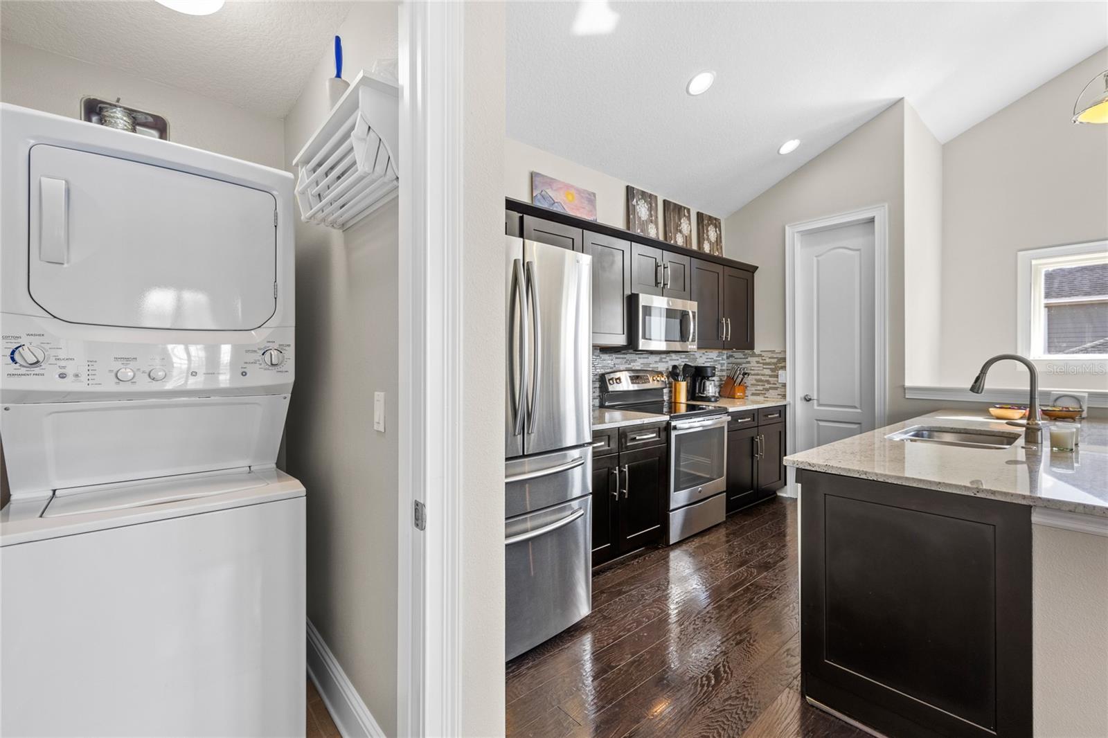 LAUREATE PARK PH 01B - Residential