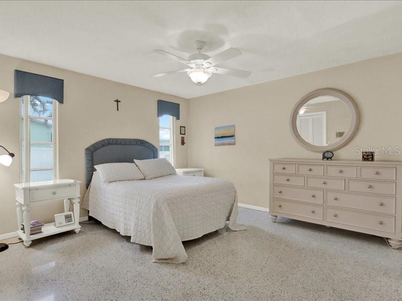 OAKHURST ACRES 3RD ADD - Residential