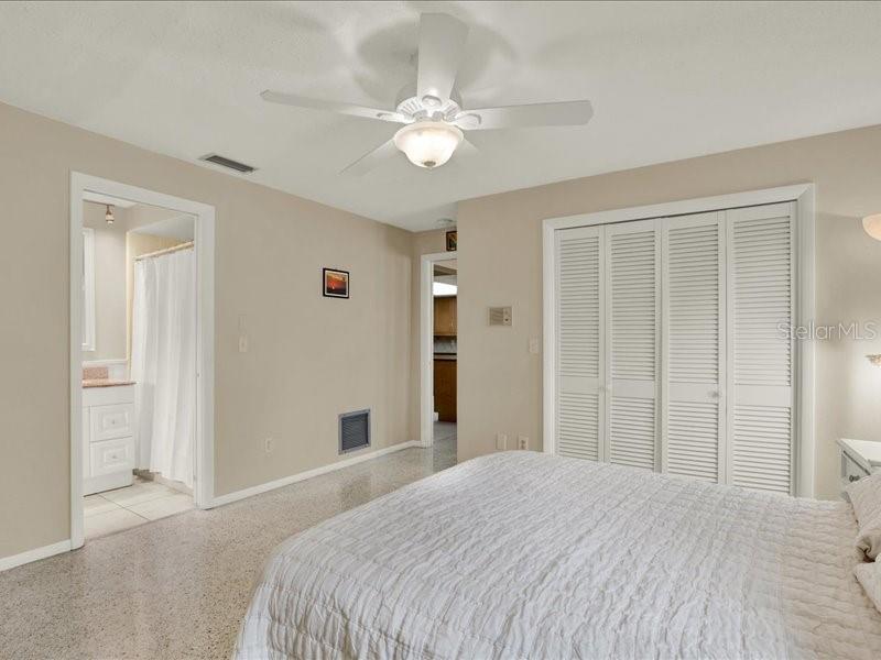 OAKHURST ACRES 3RD ADD - Residential