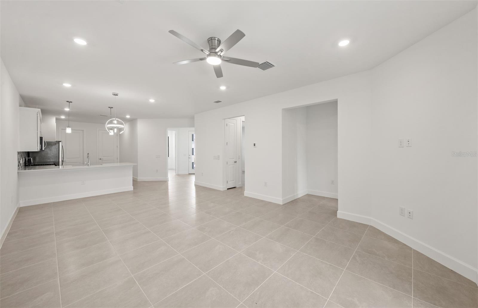 4632; DEL WEBB CATALINA AT LAKEWOOD RANCH - Residential