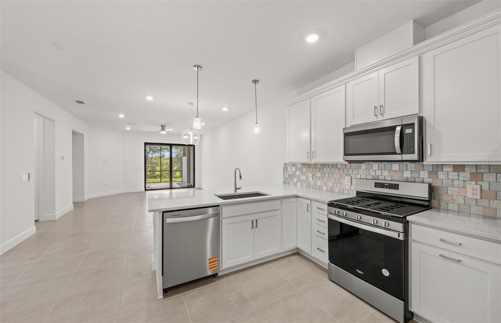 4632; DEL WEBB CATALINA AT LAKEWOOD RANCH - Residential