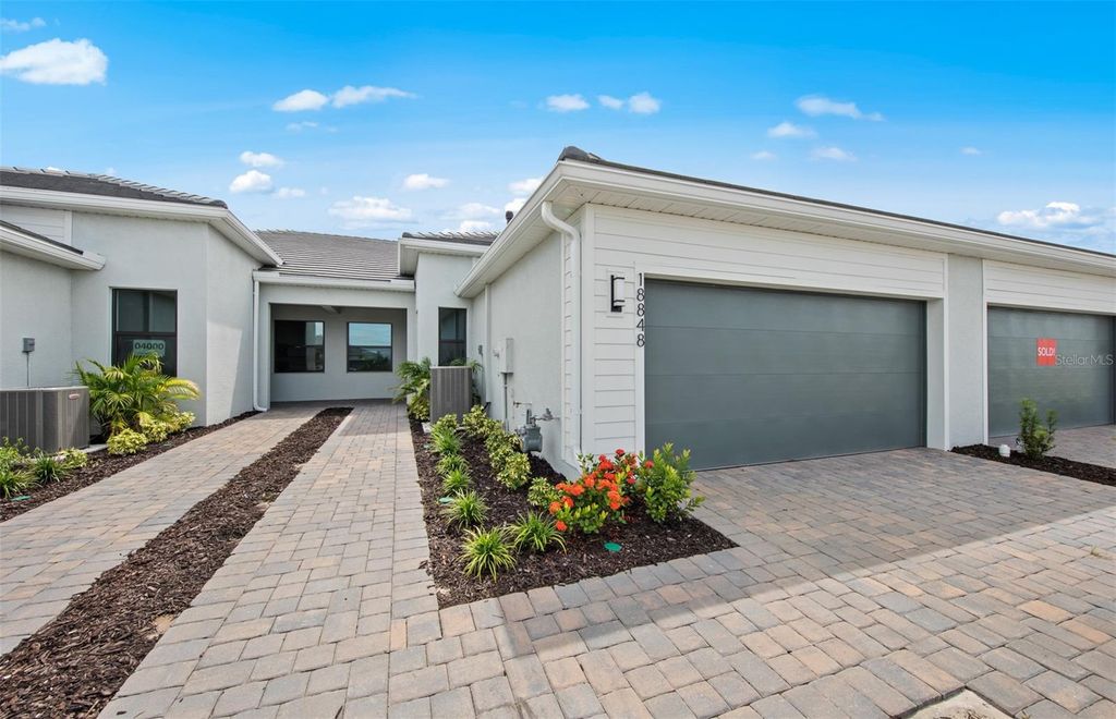 Photo of 18848 Indian Rock Place, Lakewood Ranch, FL 34211 (MLS # TB8401943)