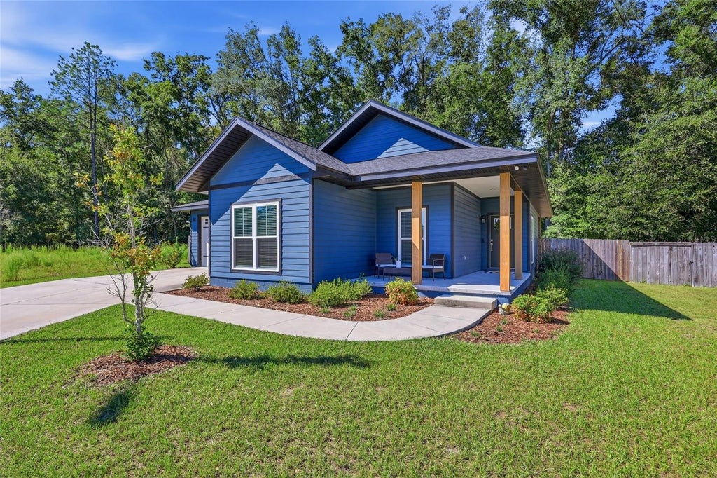 Photo of 20008 NW 249th Street, High Springs, FL 32643 (MLS # GC544174)