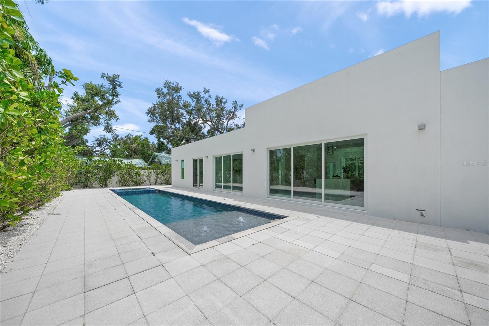 0079 - DESOTO TERRACE - Residential Lease