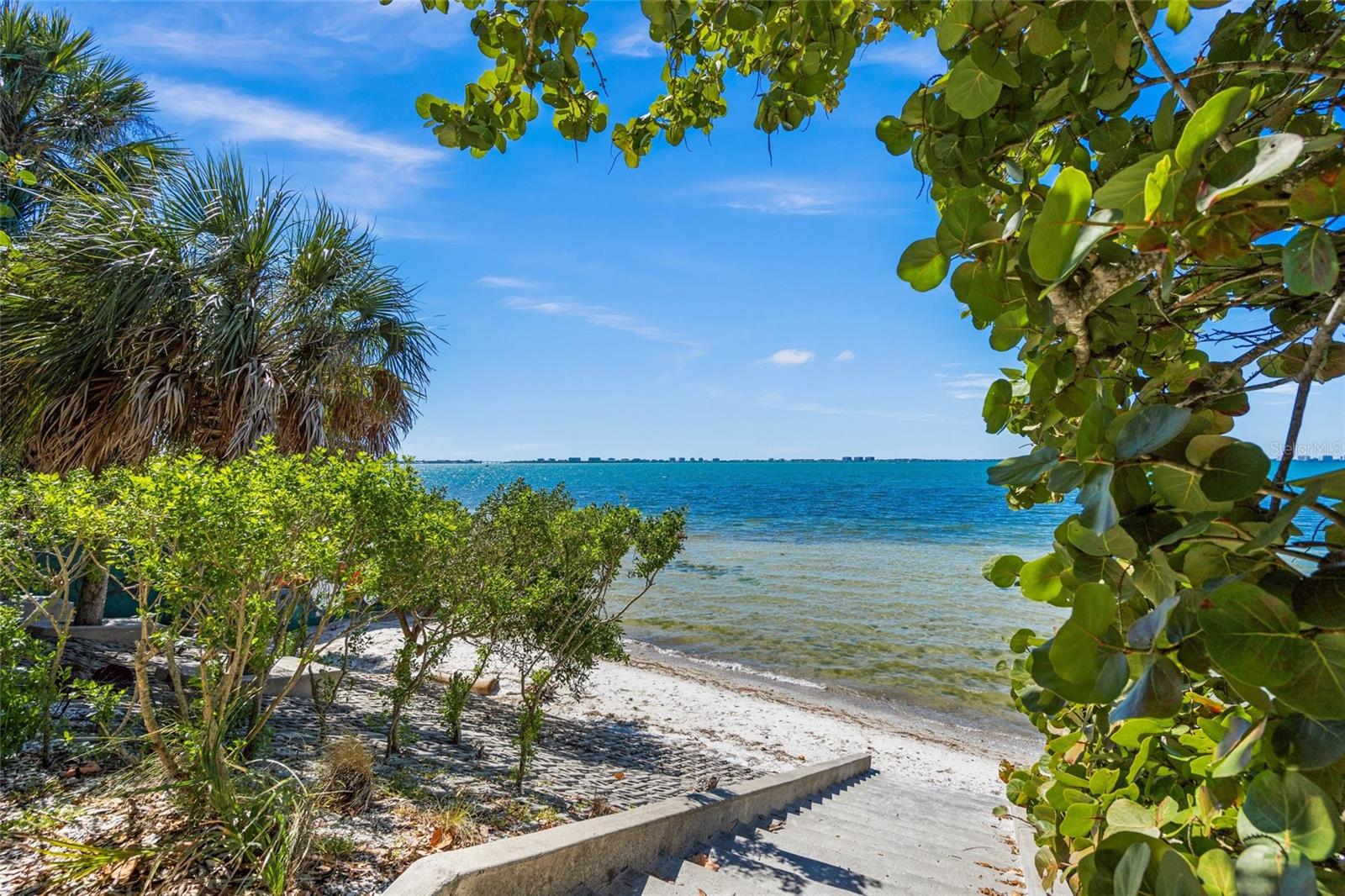 0079 - DESOTO TERRACE - Residential Lease