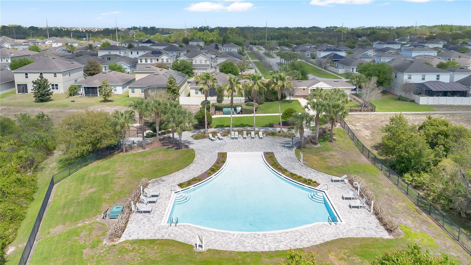 CHAMPIONS RESERVE - Residential