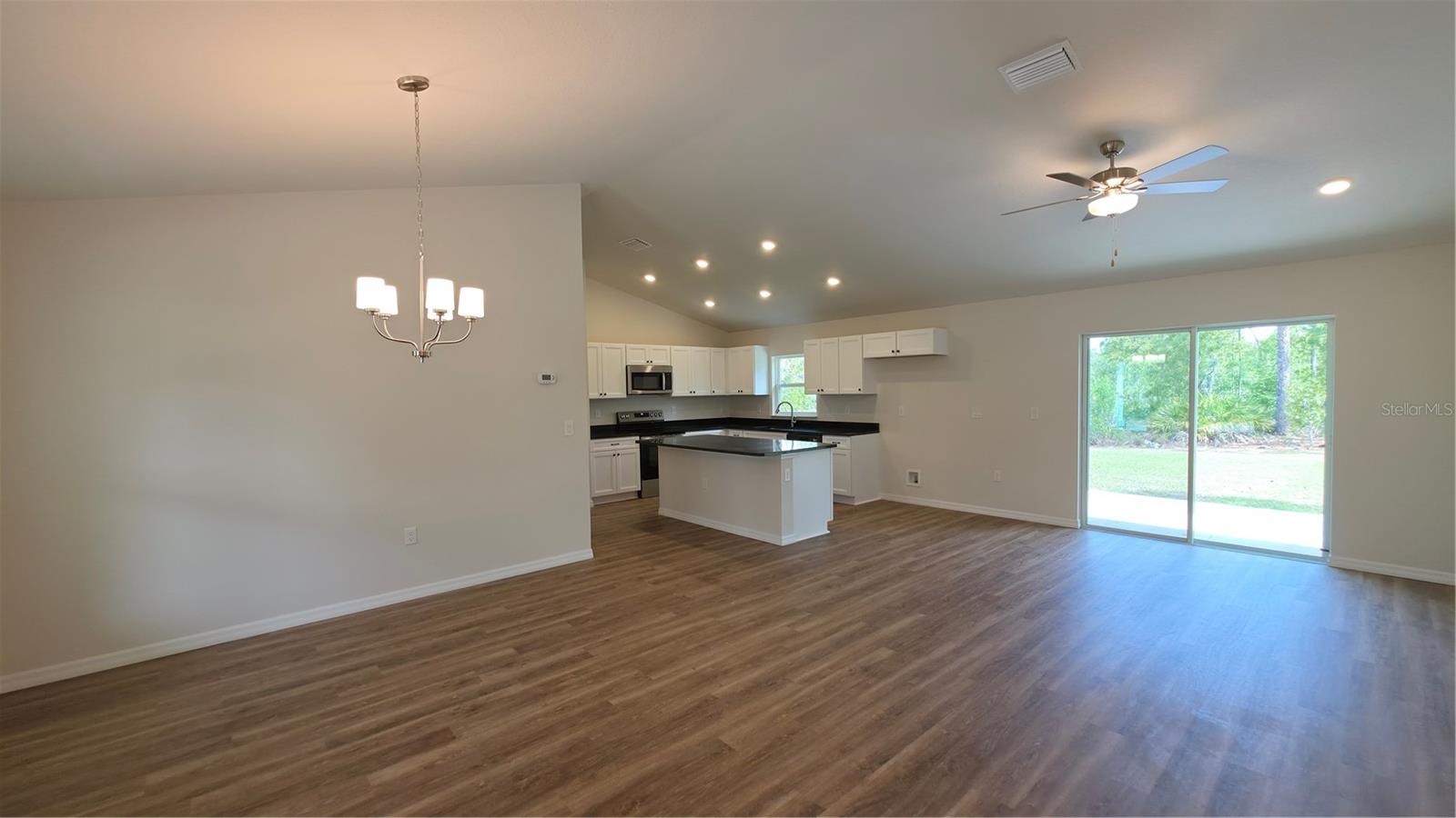 CITRUS SPGS UNIT 08 - Residential