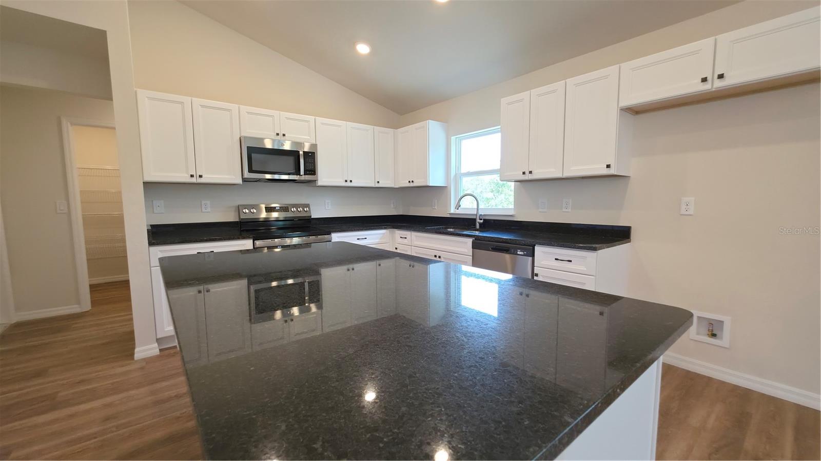 CITRUS SPGS UNIT 08 - Residential