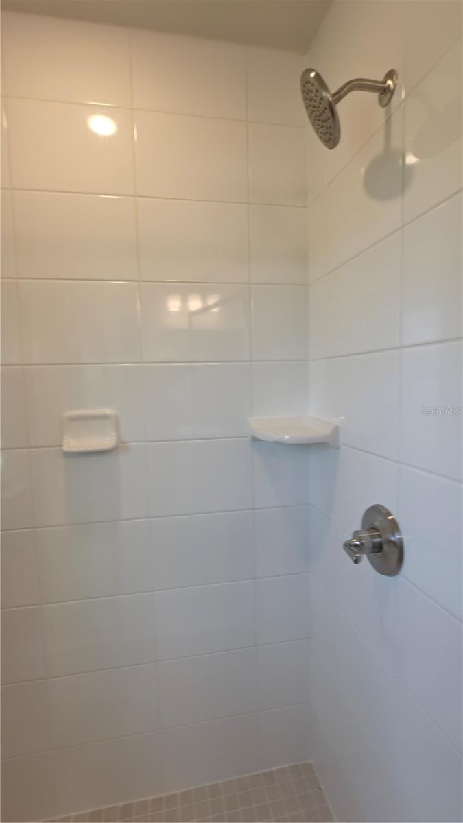 CITRUS SPGS UNIT 08 - Residential