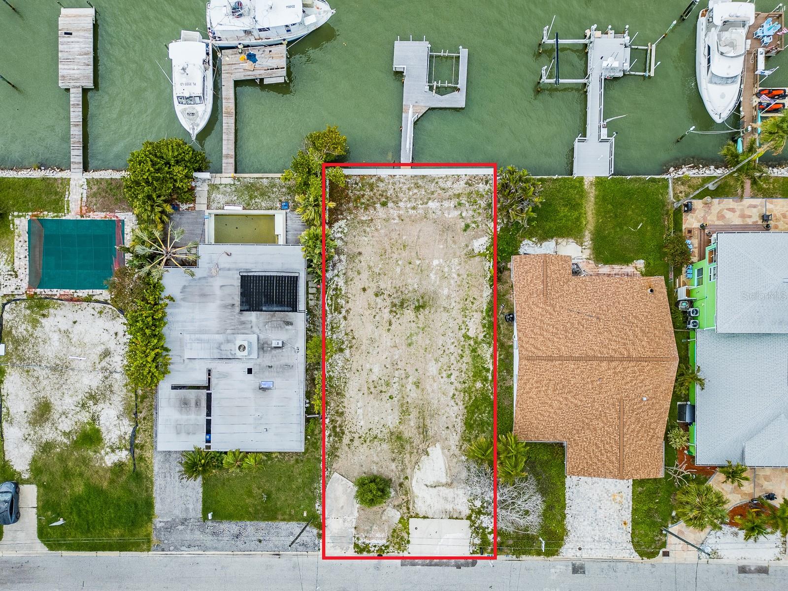 813 BAY POINT DRIVE