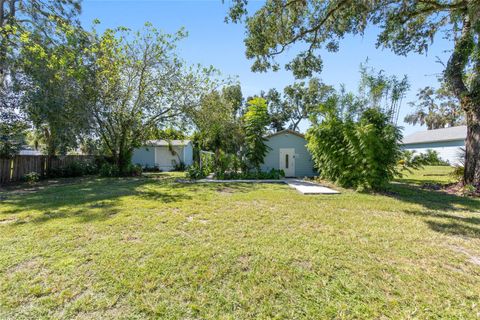 Tiny photo for 1703 NE 8th Road, Ocala, FL 34470 (MLS # OM709643)