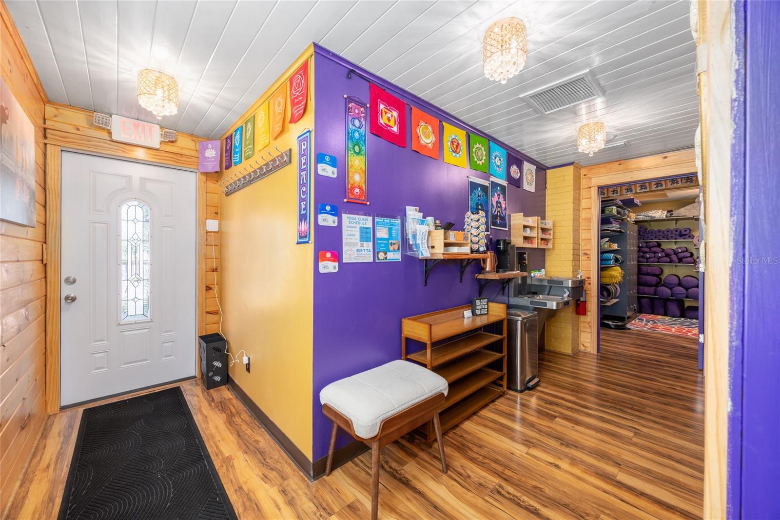 FORDS SUB - Commercial Sale