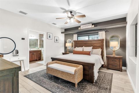 Tiny photo for 39623 County Road 439, Umatilla, FL 32784 (MLS # G5103183)