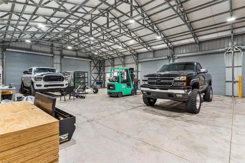 Tiny photo for 39623 County Road 439, Umatilla, FL 32784 (MLS # G5103183)