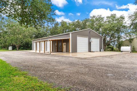 Tiny photo for 39623 County Road 439, Umatilla, FL 32784 (MLS # G5103183)