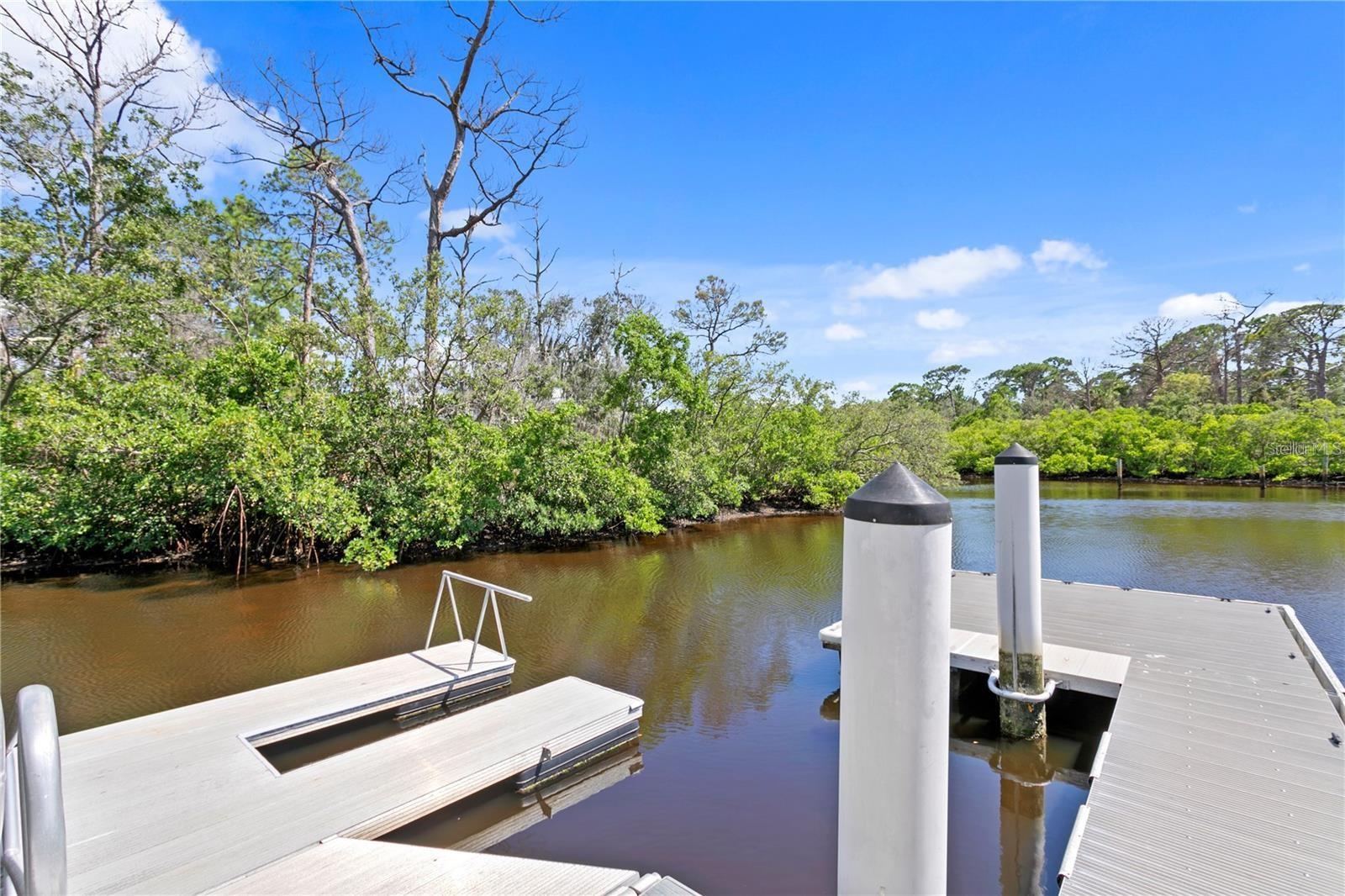 BAYWOOD VILLAGE SEC 5 - Residential