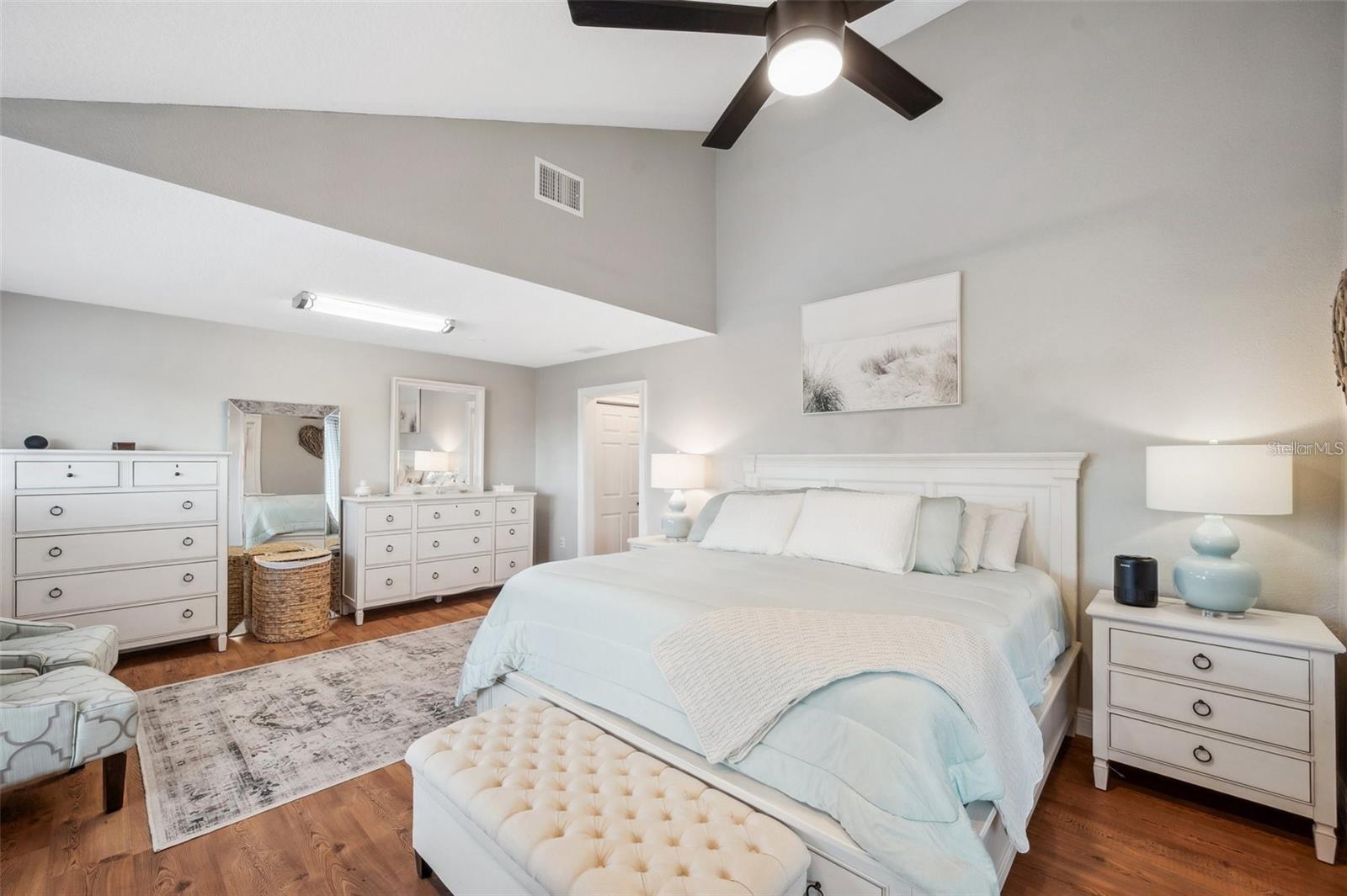 BAYWOOD VILLAGE SEC 5 - Residential