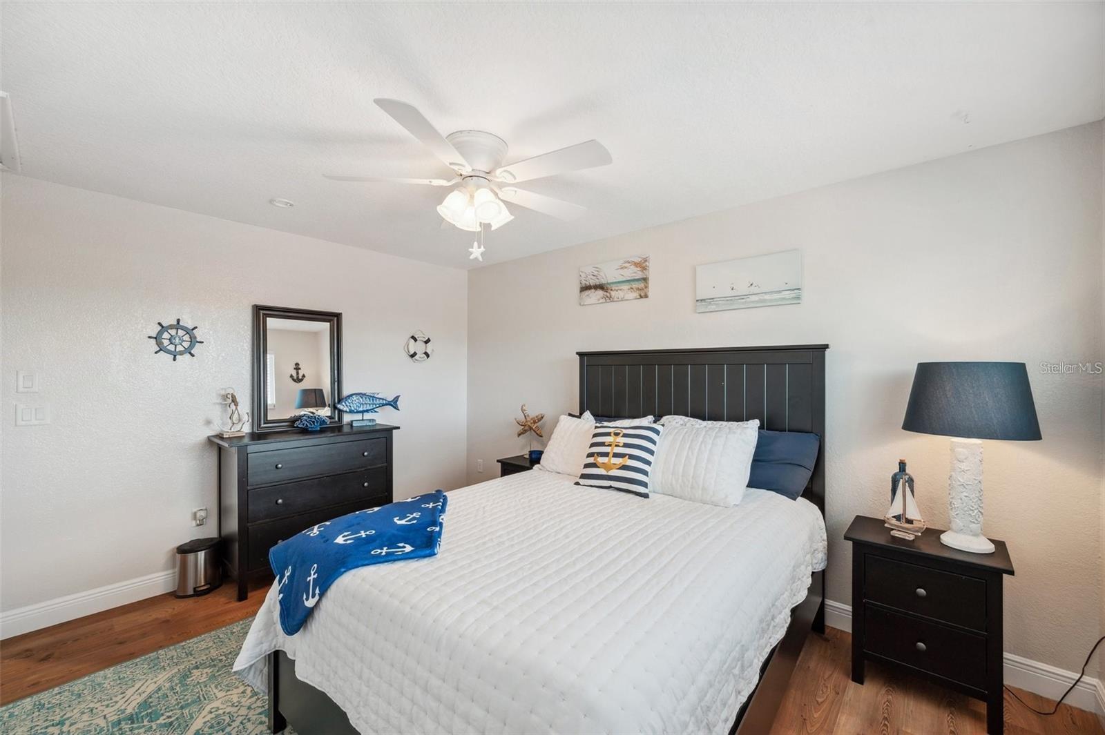 BAYWOOD VILLAGE SEC 5 - Residential