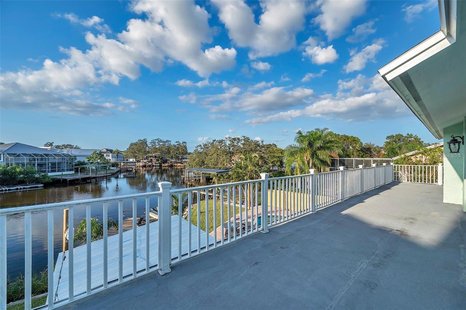 BAYWOOD VILLAGE SEC 5 - Residential