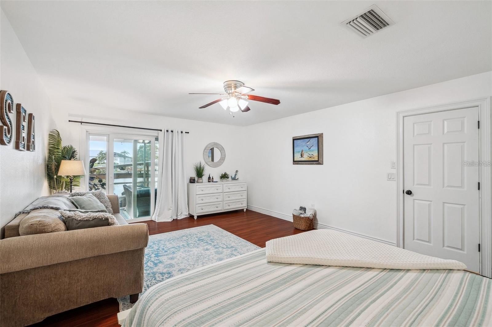 BAYWOOD VILLAGE SEC 5 - Residential