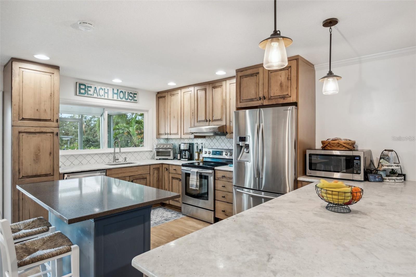 BAYWOOD VILLAGE SEC 5 - Residential