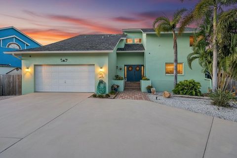 Photo of 69 Gulfwinds Drive, Palm Harbor, FL 34683 (MLS # TB8456041)