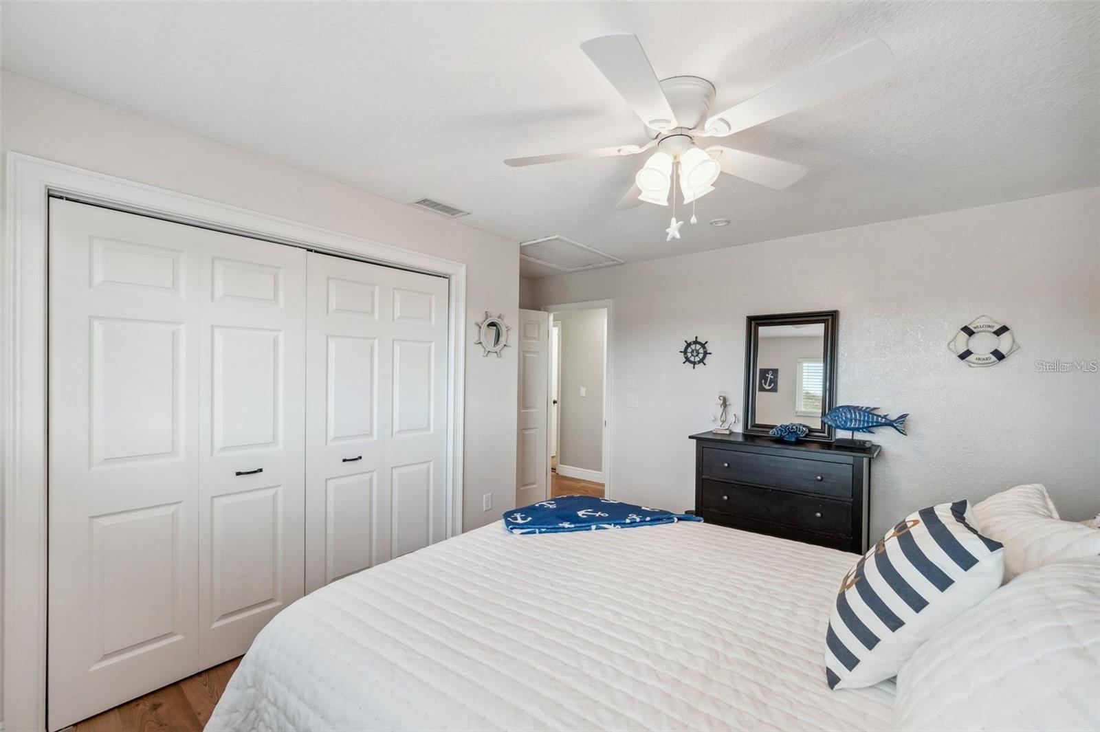 BAYWOOD VILLAGE SEC 5 - Residential