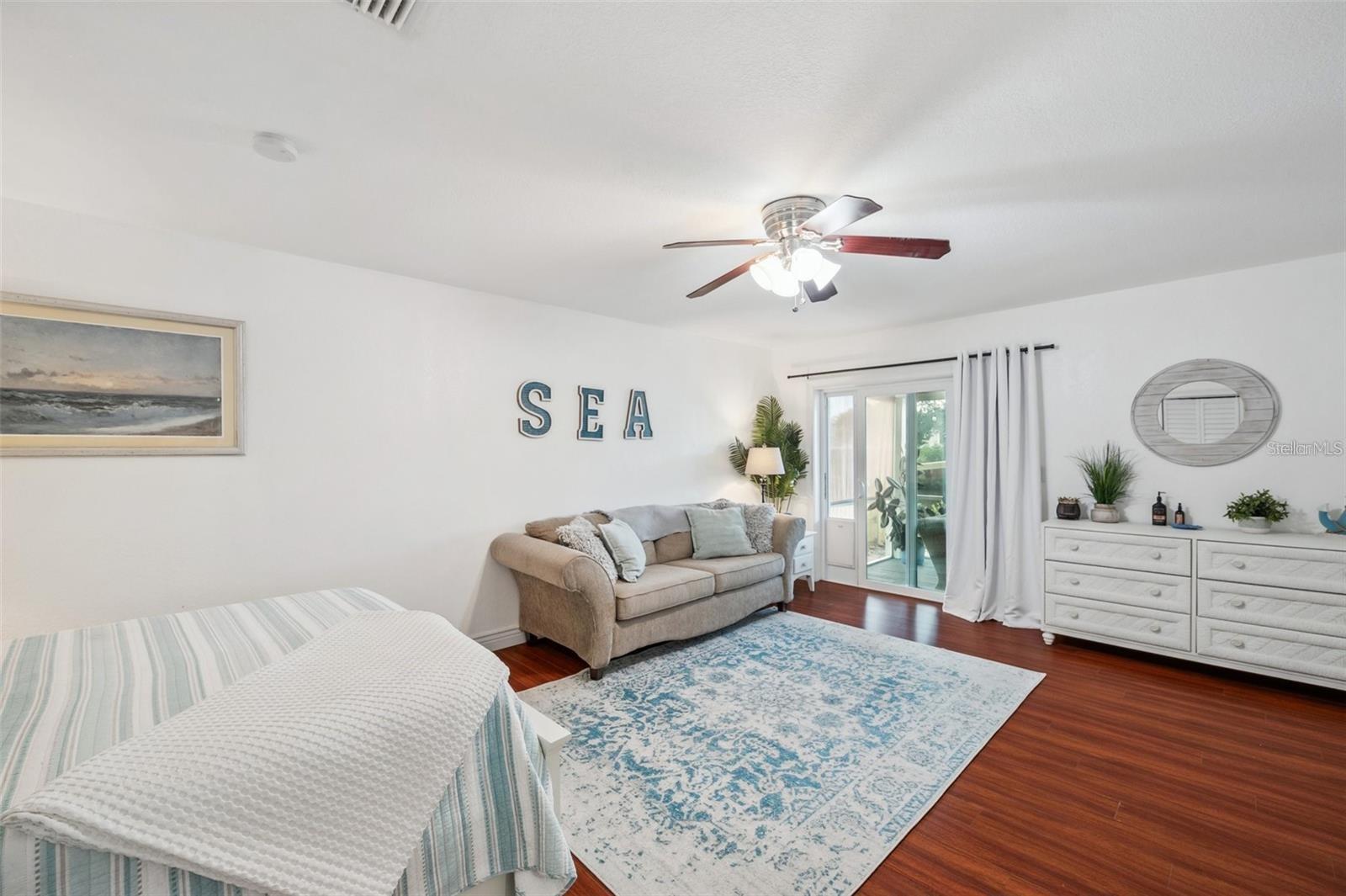 BAYWOOD VILLAGE SEC 5 - Residential